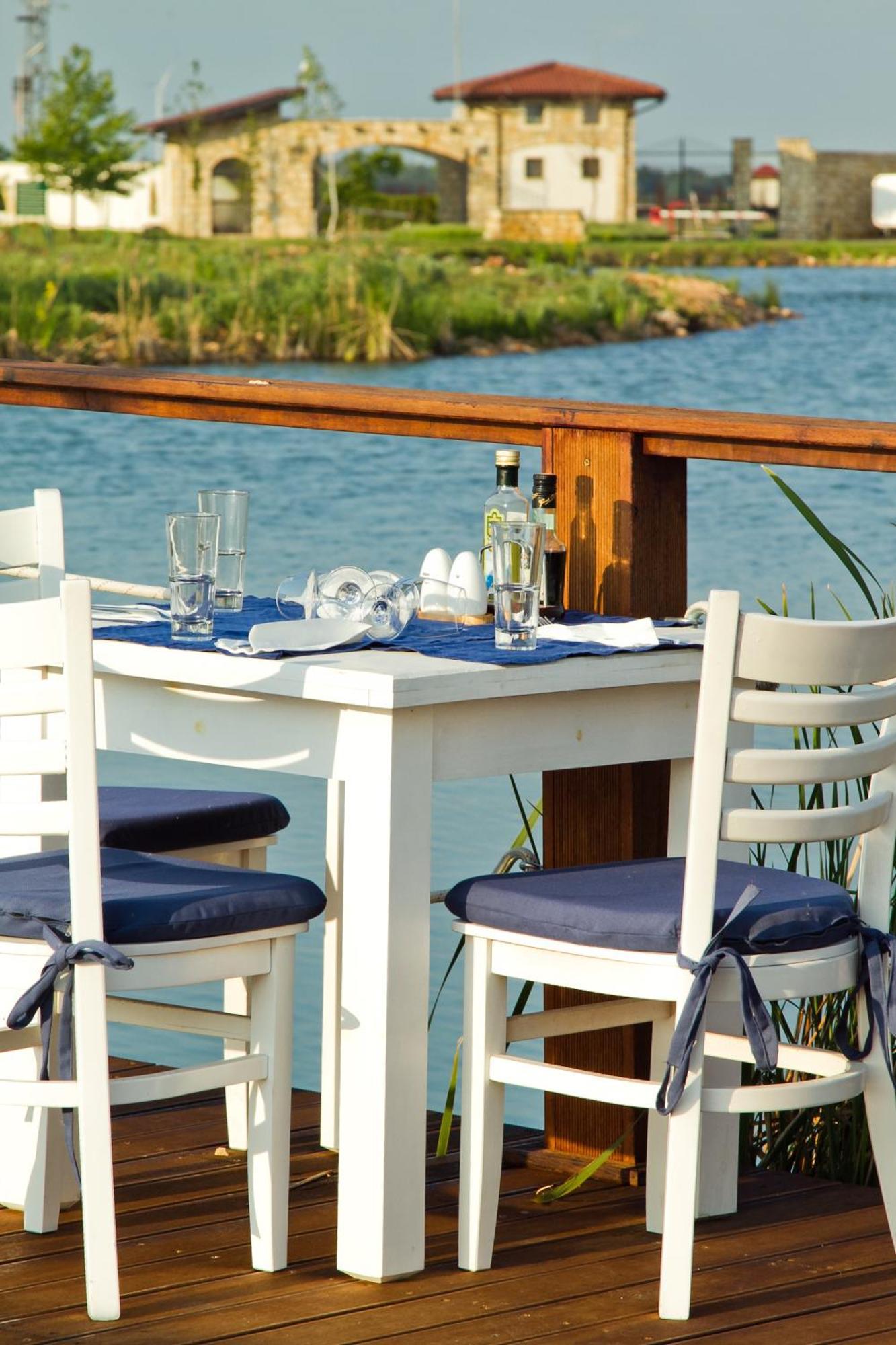 Blacksearama Golf & Villas Baltsjik Eksteriør bilde