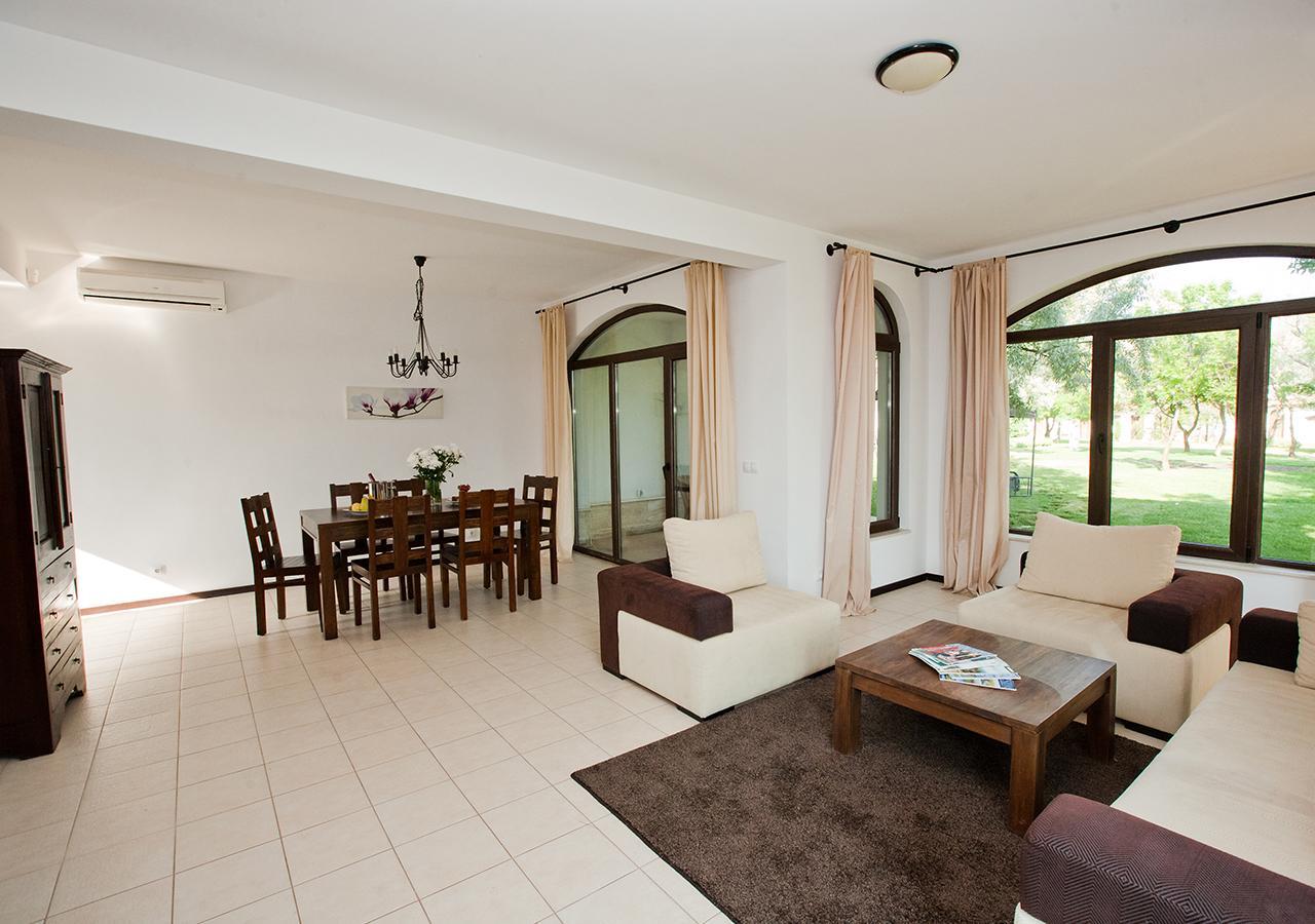 Blacksearama Golf & Villas Baltsjik Eksteriør bilde